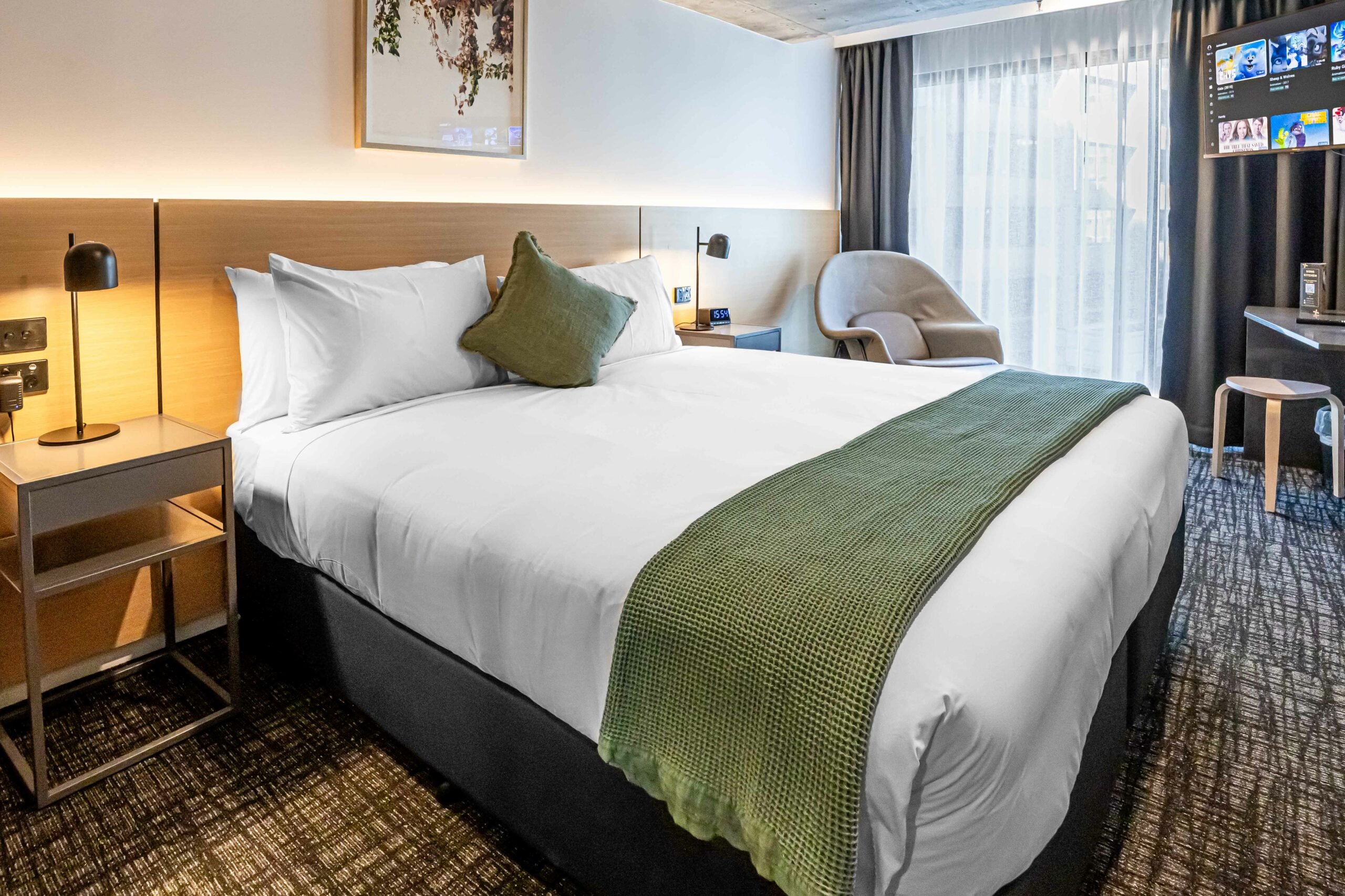 Deluxe, King Bed