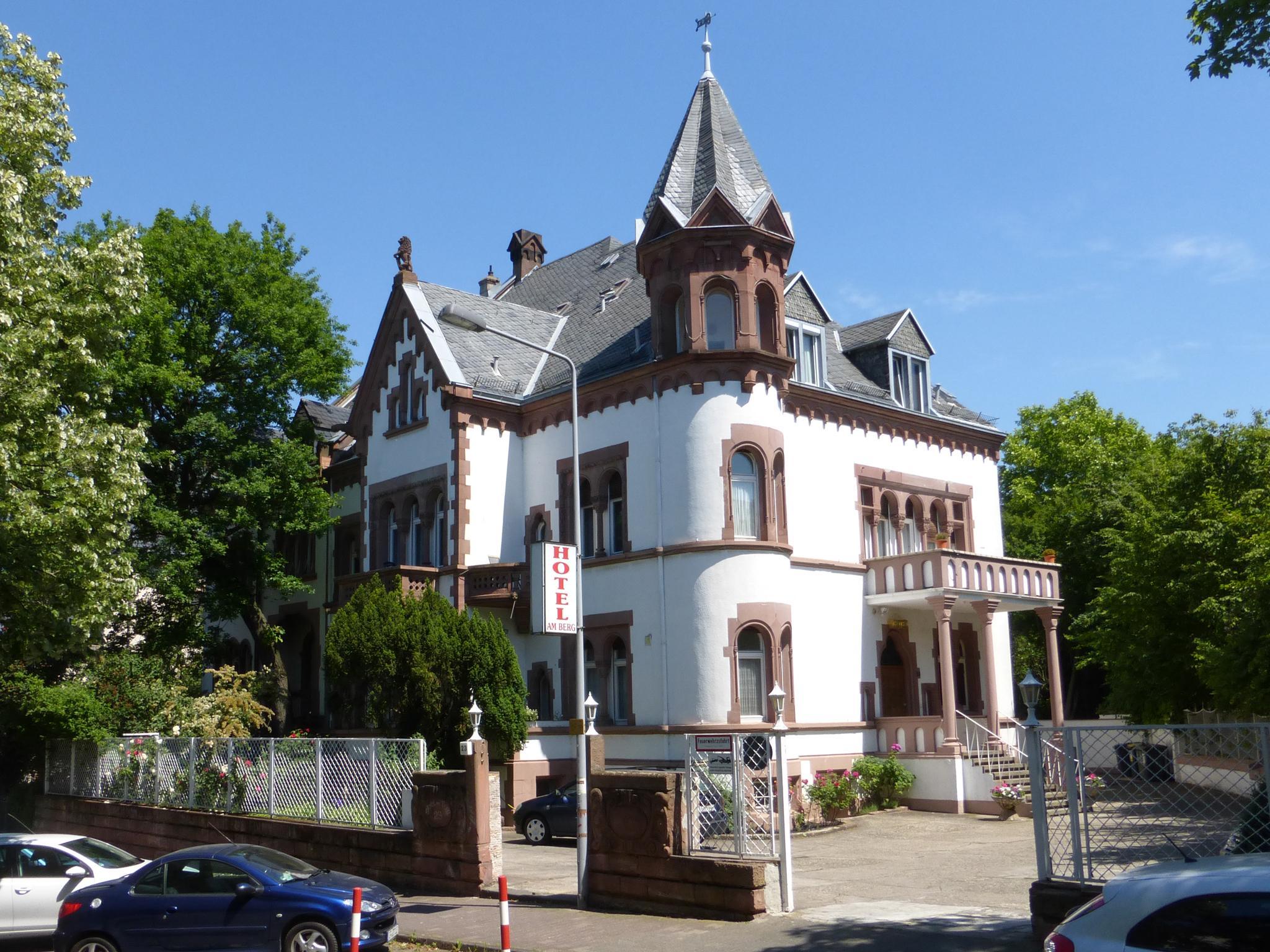 Hotel am Berg 3/17