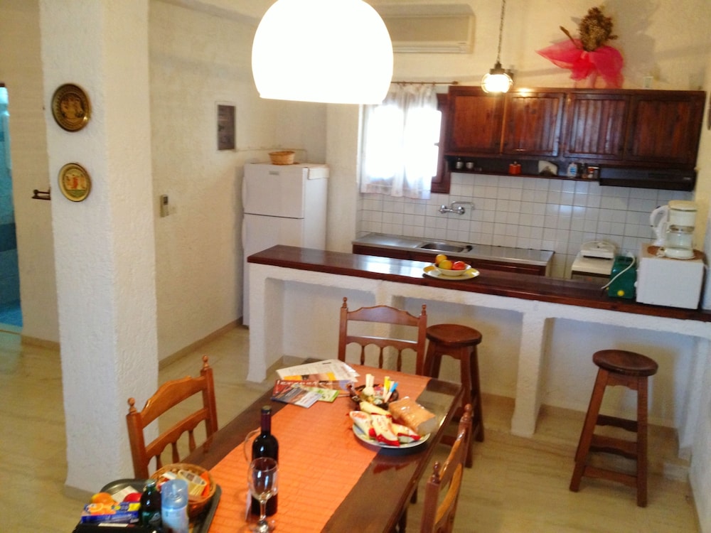 Filoxenia Villa 32/50