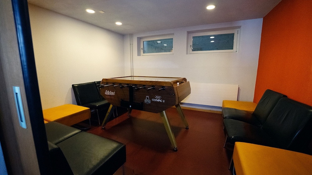 Youth Hostel Zermatt 55/64
