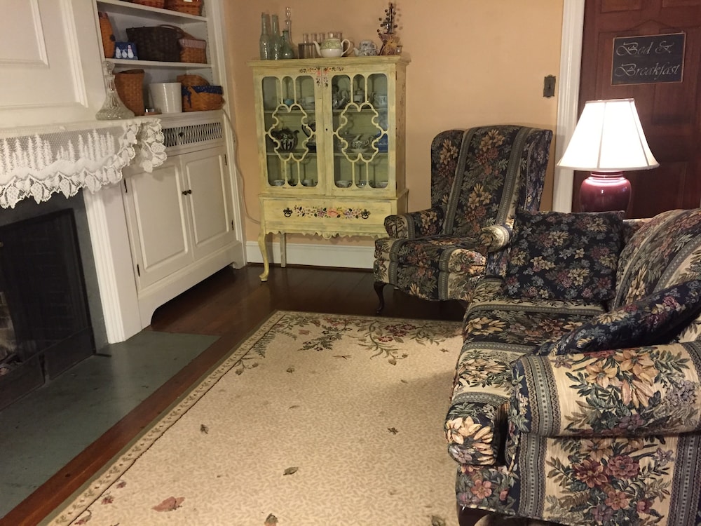 Red Lion Bed & Breakfast 27/36