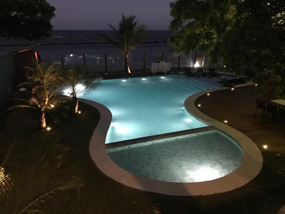 Carambola Hotel 20/30