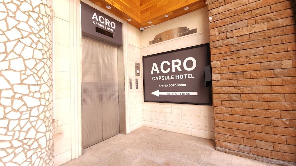 Capsule Hotel Astil Dotonbori 53/68