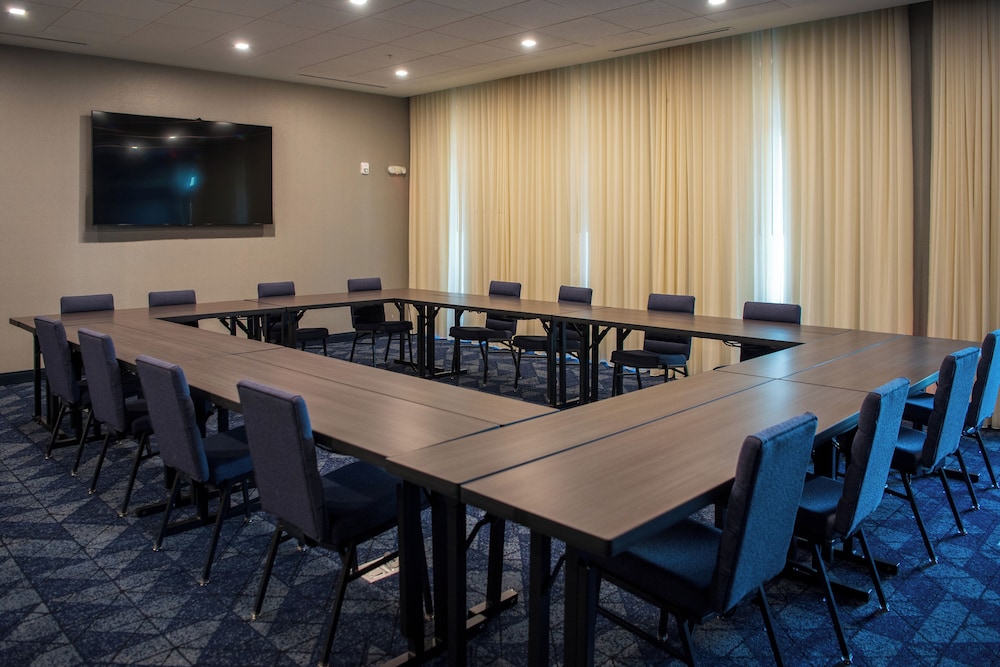 Courtyard by Marriott Lake City 39/50