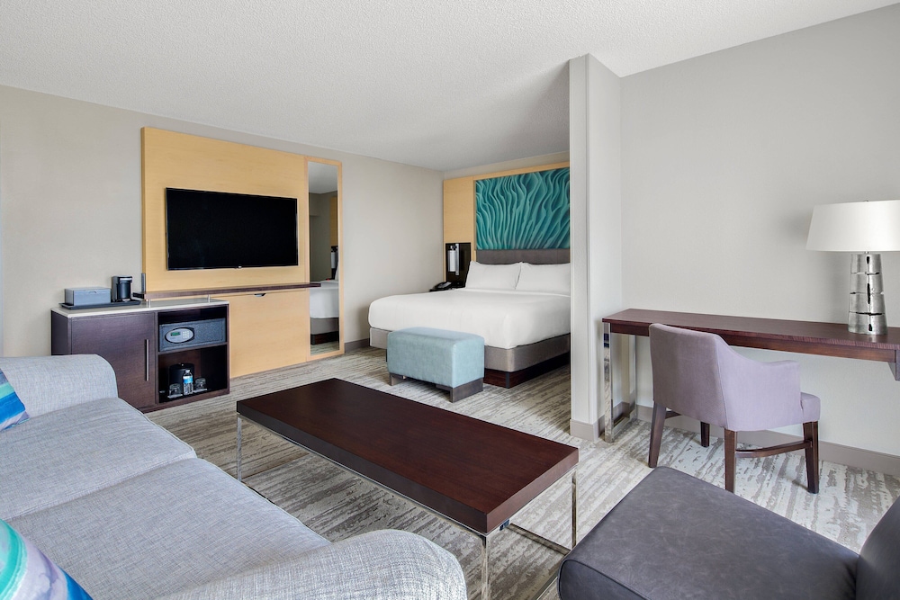 Boca Raton Marriott At Bocacenterhotel 12/48