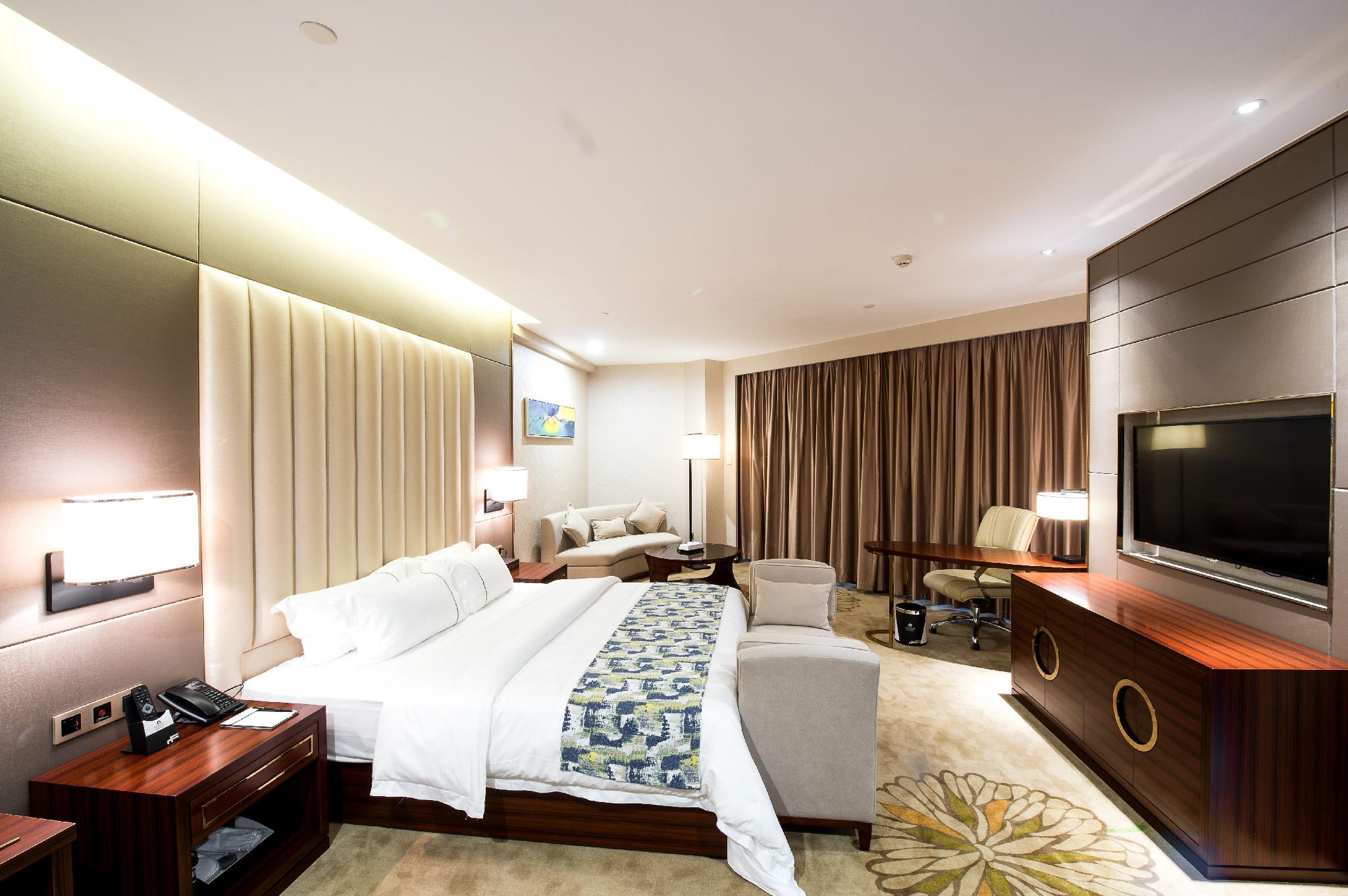 Xinjunyue Hotel 17/47