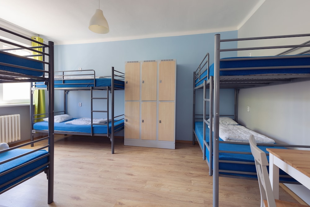 Patio Hostel 23/50