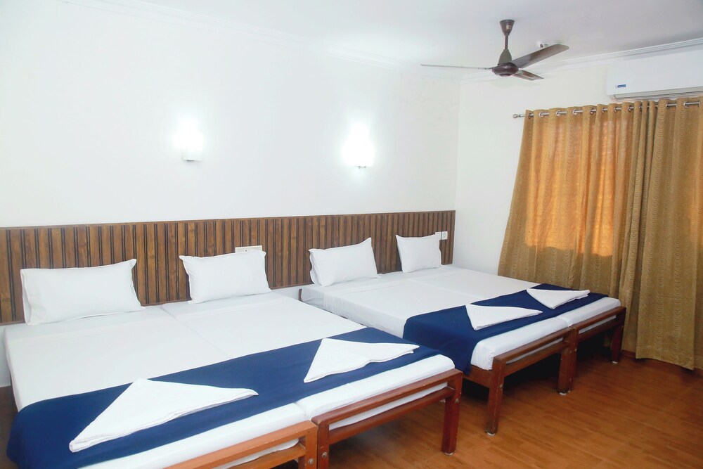Hotel Srinivas 16/65