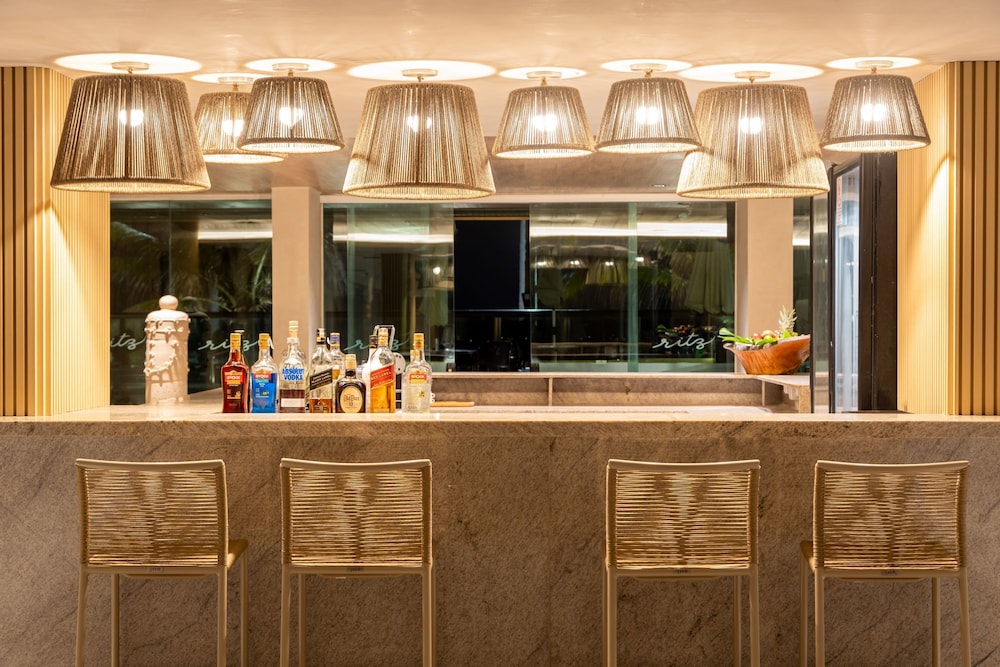 Ritz Suites Grand Hotel Boutique 50/62