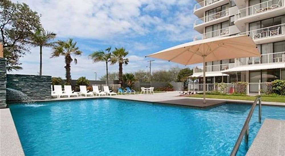 Boulevard Towers 3/59