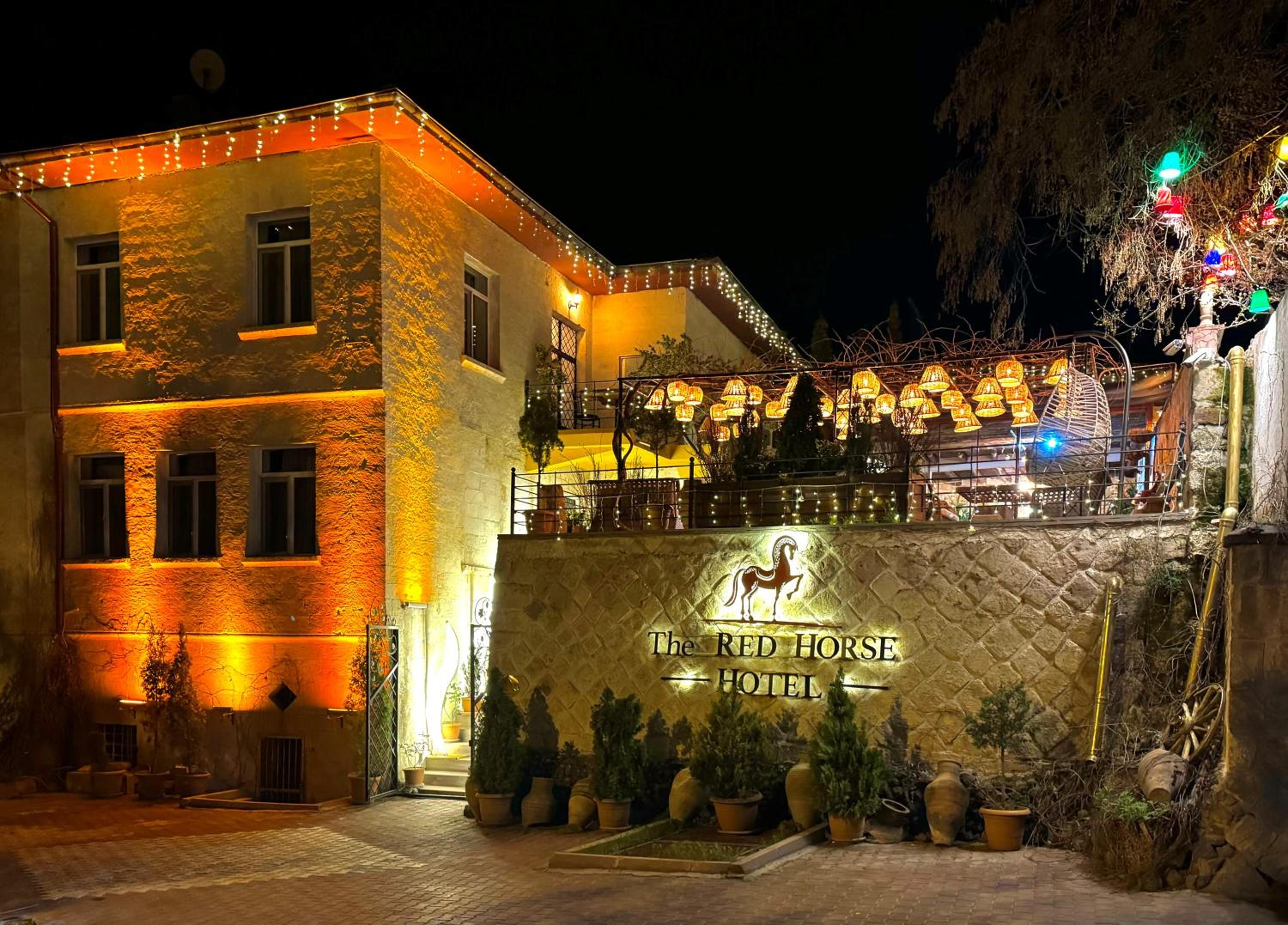 The Red Horse Hotel 1/50