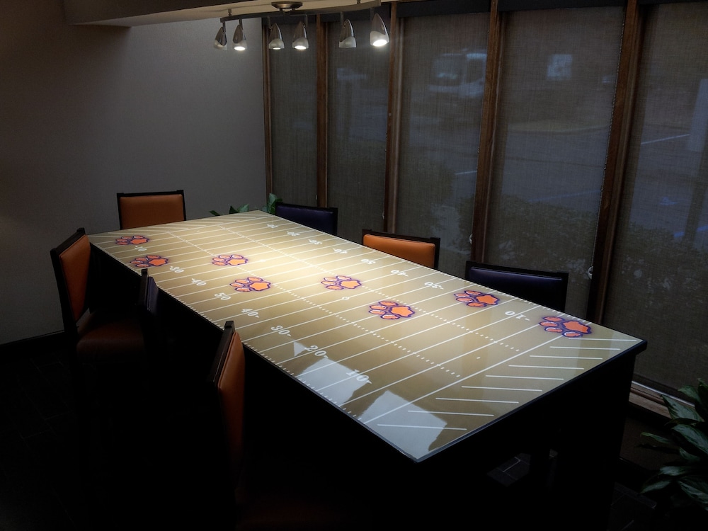 Comfort Inn & Suites Clemson - University Area 22/49