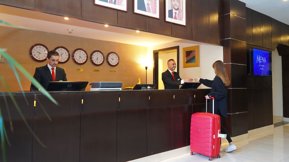 Lobby at MENA Tyche Hotel Amman, AMMAN