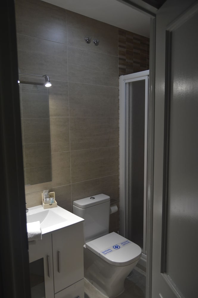 Hostal Aresol 27/33