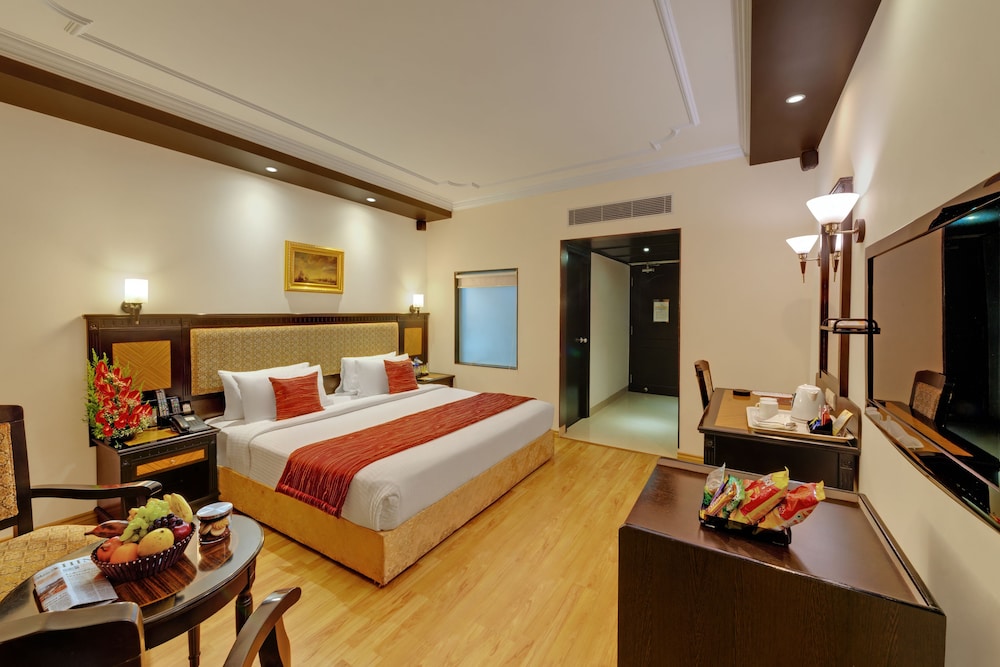 SRM HOTEL 11/41