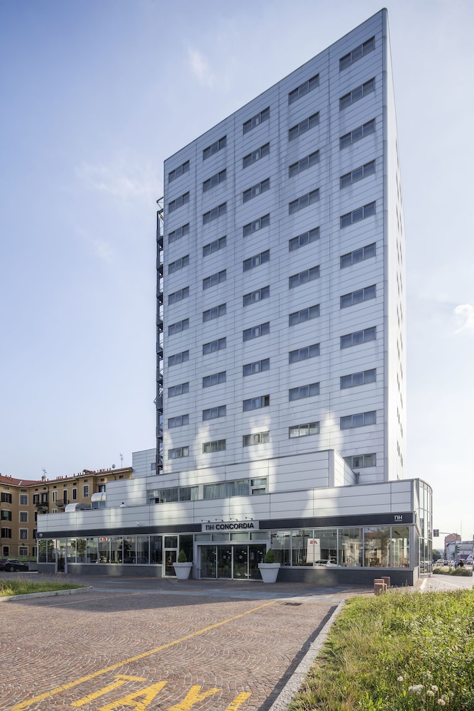 AC Hotel by Marriott Milan Sesto 3/63