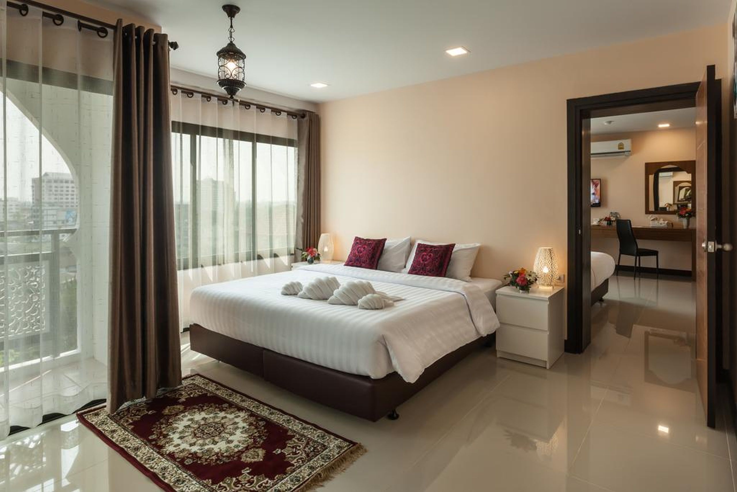 FAMILY SUITE
