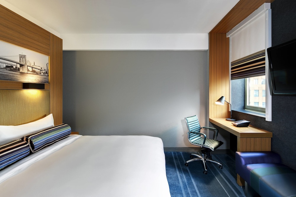 Aloft New York Brooklyn 13/48