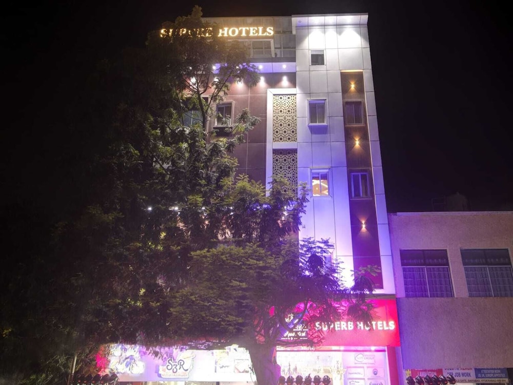 The Superb Hotels 23/23