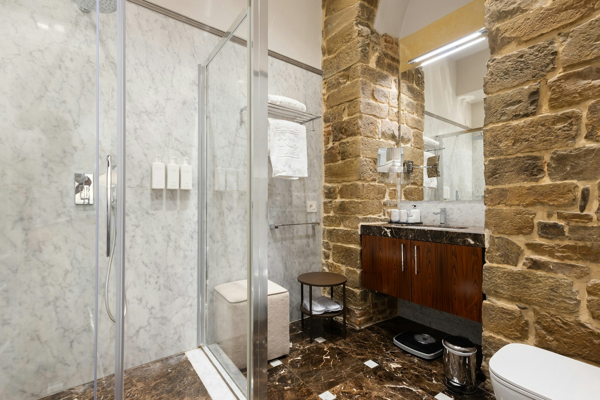 Donati Luxury Tower 47/50