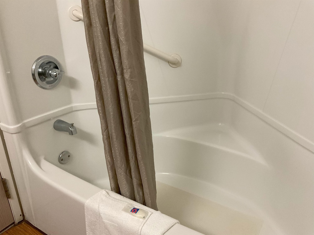 Motel6 Pearl, MS - Jackson Airport 29/30