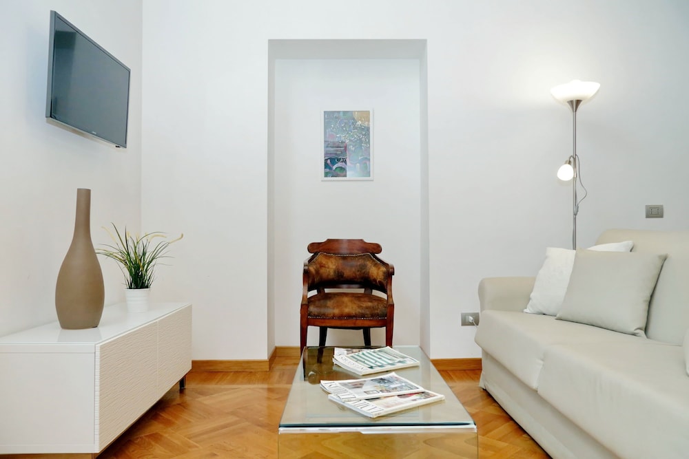 Giulia Charme - My Extra Home 10/25
