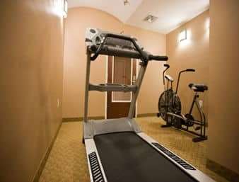 Grand Hotel (ex. Howard Johnson Spring City) 6/10
