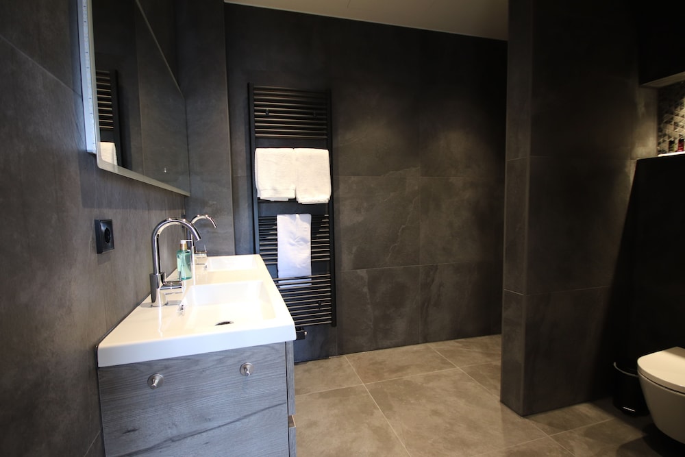 Steenhof Suites 43/50