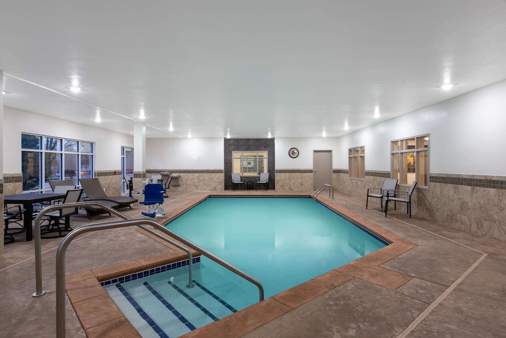 Americinn By Wyndham Sioux Falls North 30/43