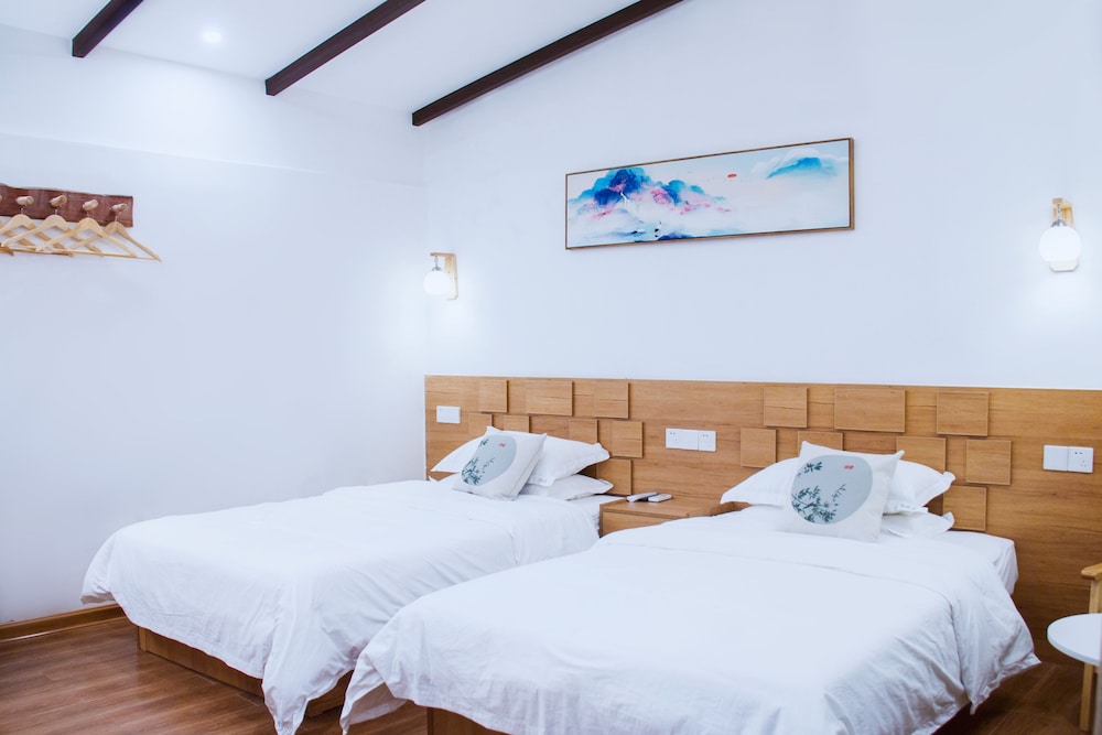 STANDARD, TWIN BEDS