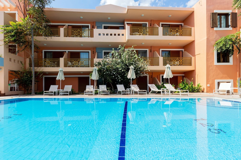 Aristea Hotel Rethymnon 5/50