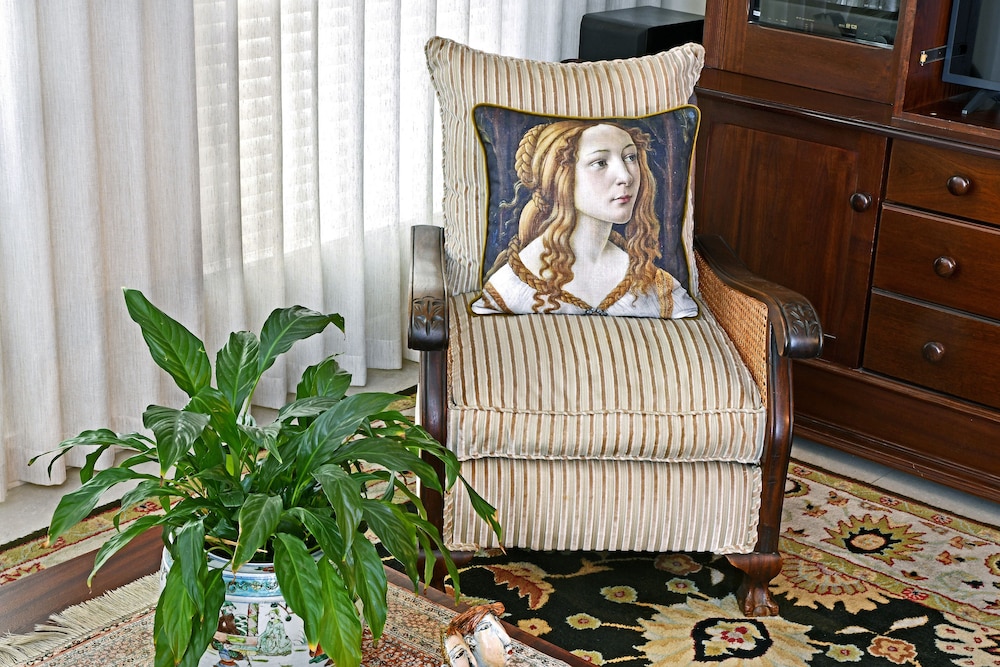 Le Petit Bijou Boutique Apartments 3/50