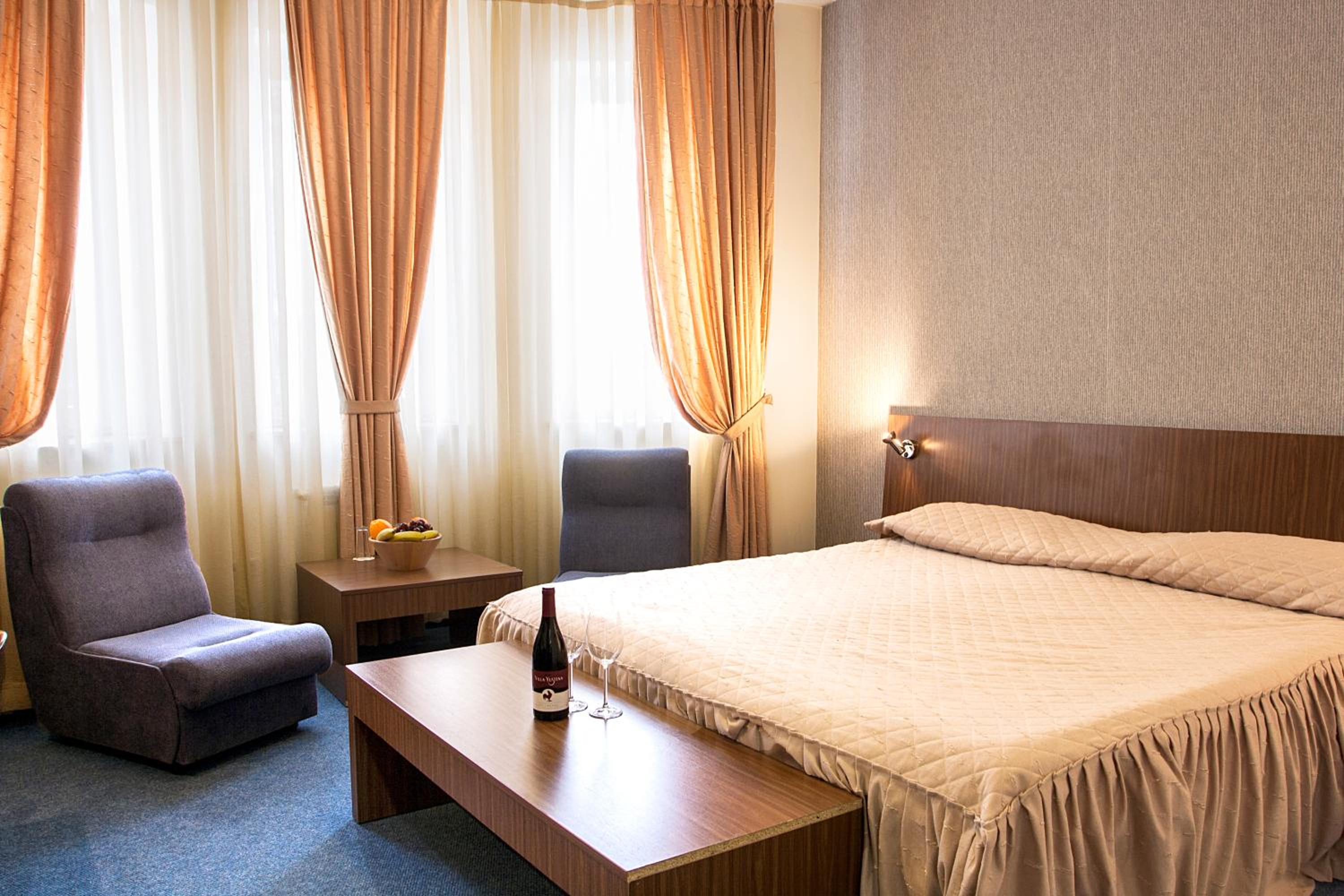 Room, Double Bed