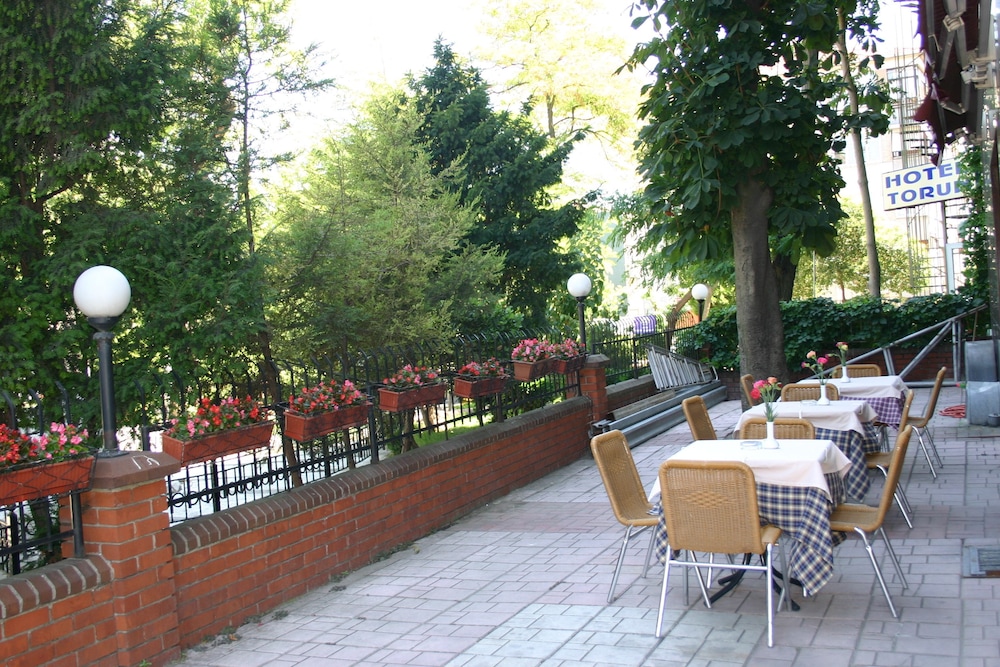 Yavuz Otel 42/49