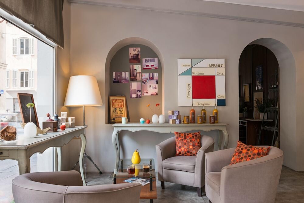 Hotel Edmond Rostand 33/45