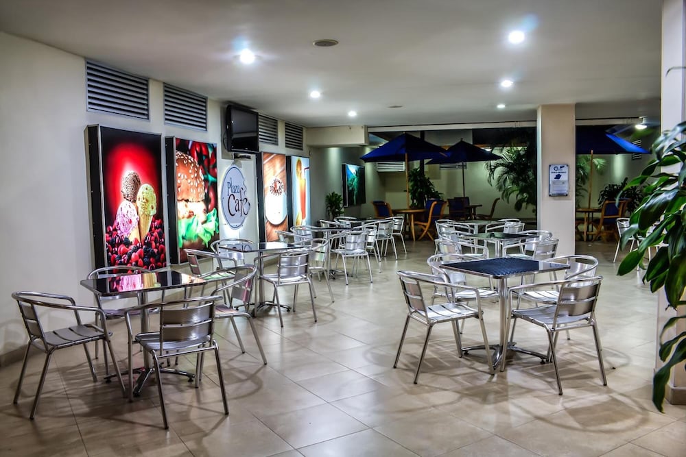 HOTEL NEIVA PLAZA 41/50