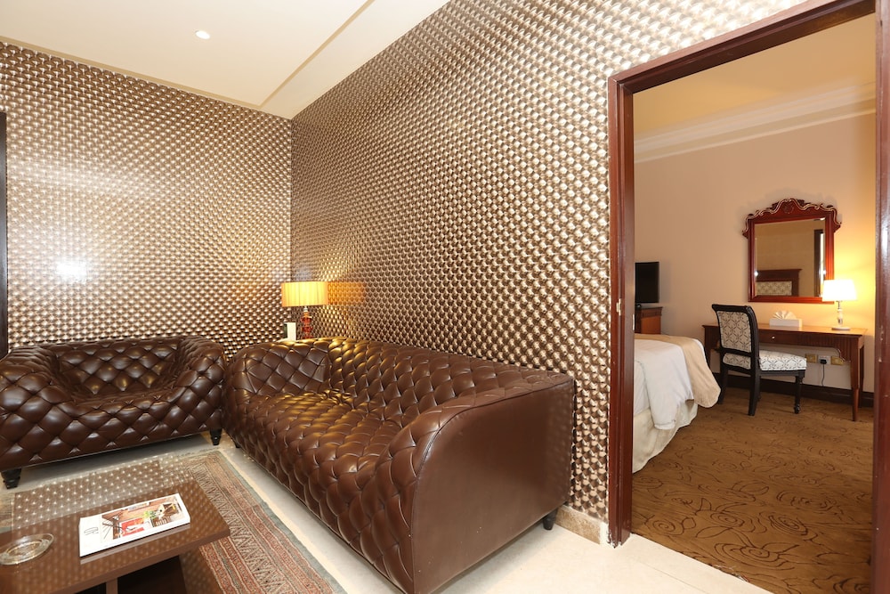 فندق ميركيور خميس مشيط(Mercure Hotel Khamis Mushayt) 35/57