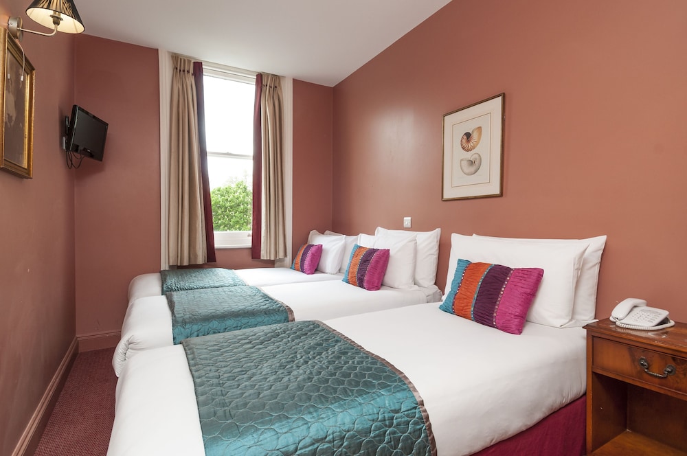 Coronation Hotel 12/50