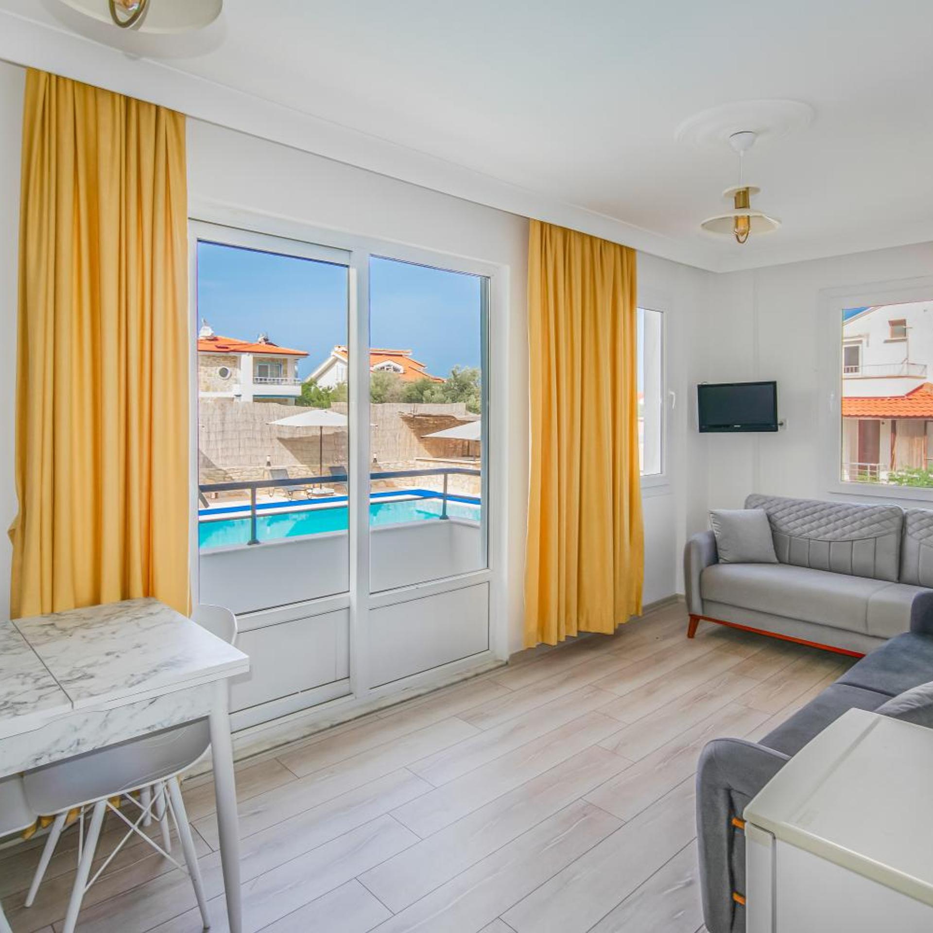 Ozgum Suite Otel Datca 36/50