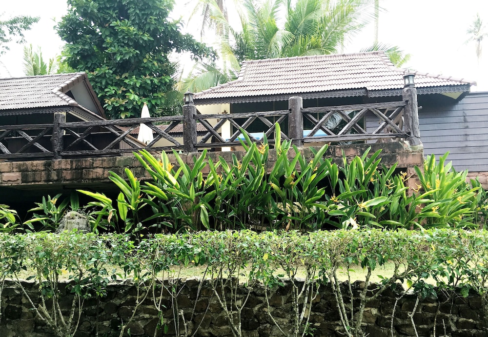 Koh Kood Beach Resort 43/49
