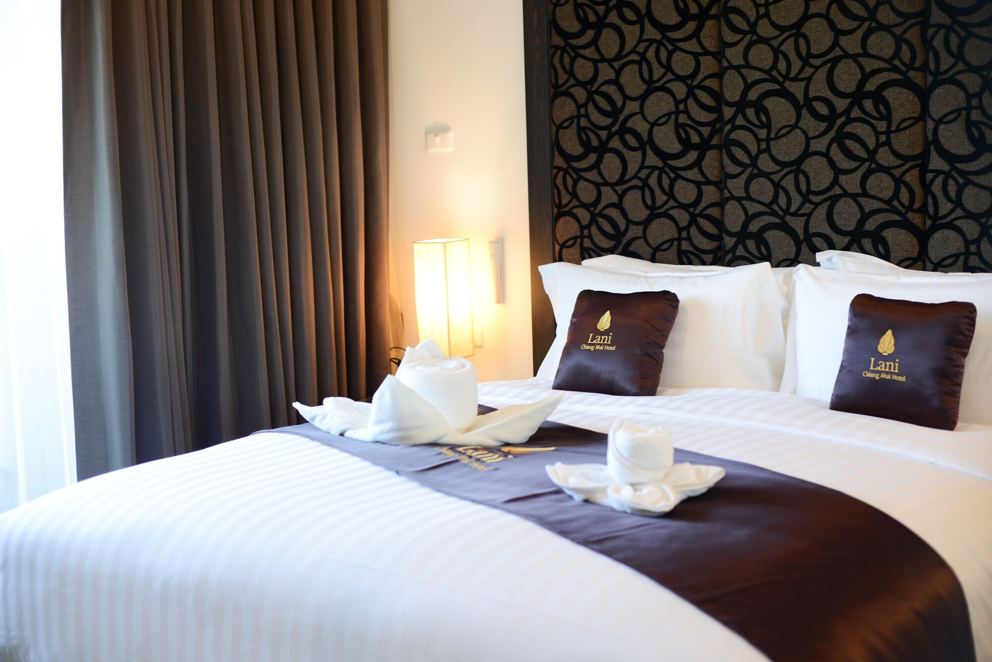 LANAI, SUITE, DOUBLE BED