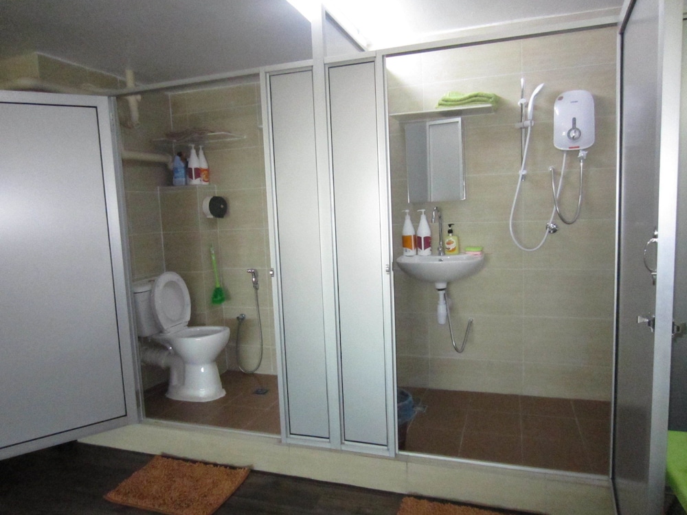The Ceo Executive Office Suites 43/47