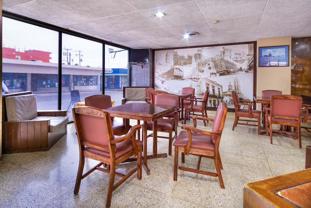 Premier Hotel 34/40