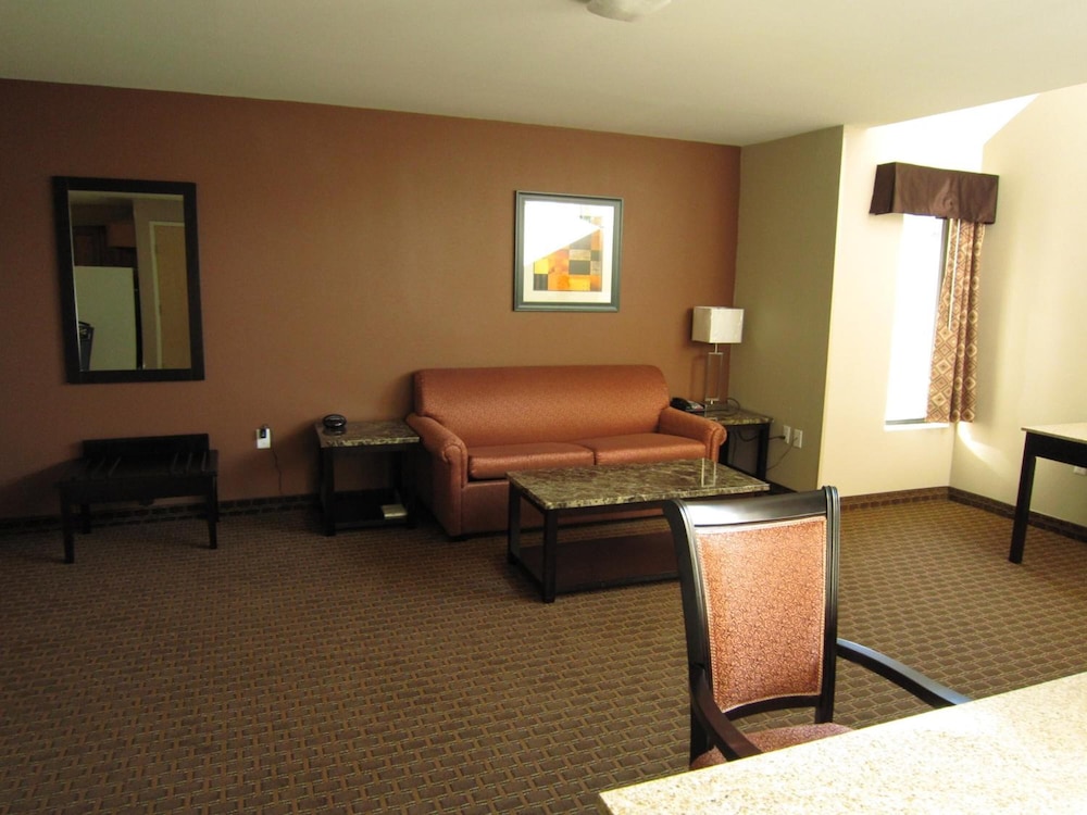 Red Carpet Inn And Suites Monmouth Jtc 26/38