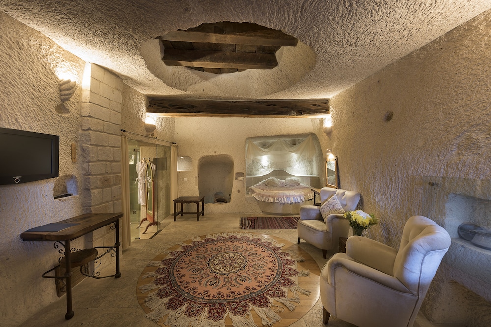 Anatolian Houses 46/73