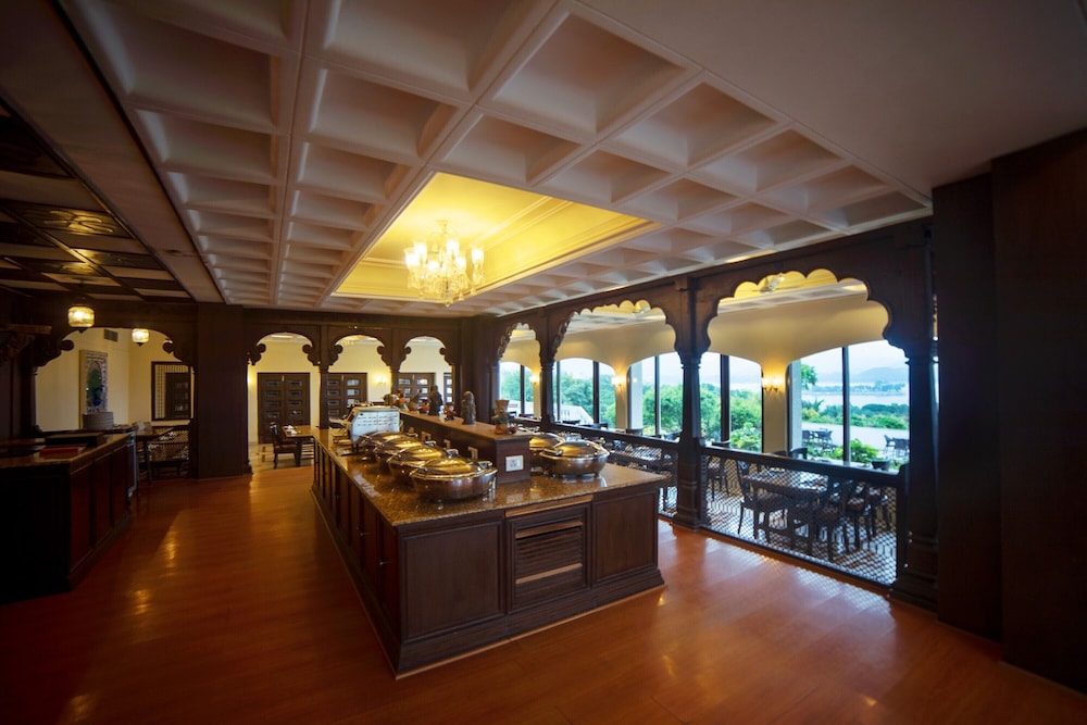 Hotel Hilltop Palace 18/29