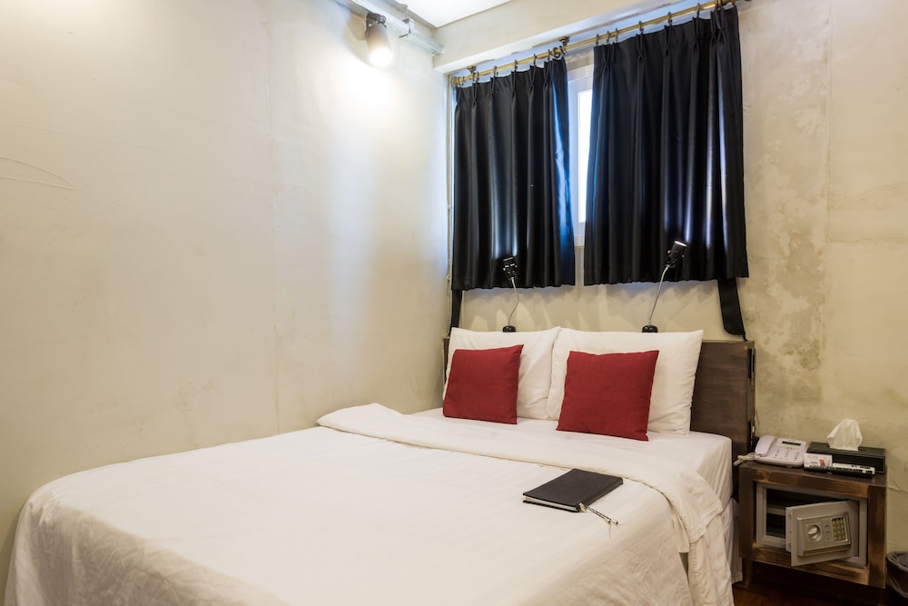 Daljee Guesthouse 5/33