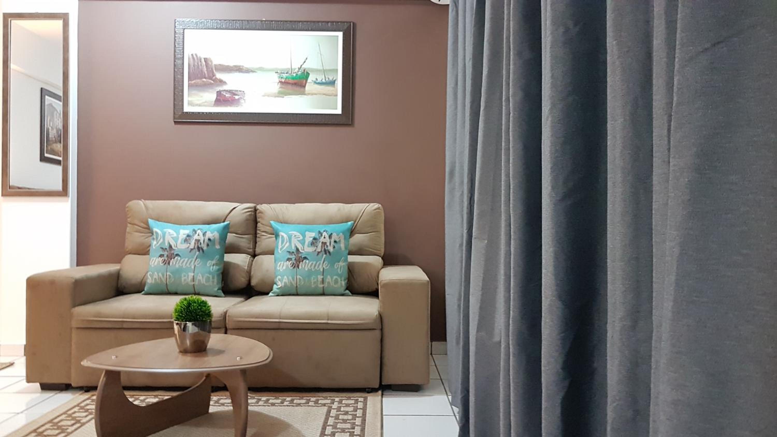 Quarto Luxo Gold 19/21