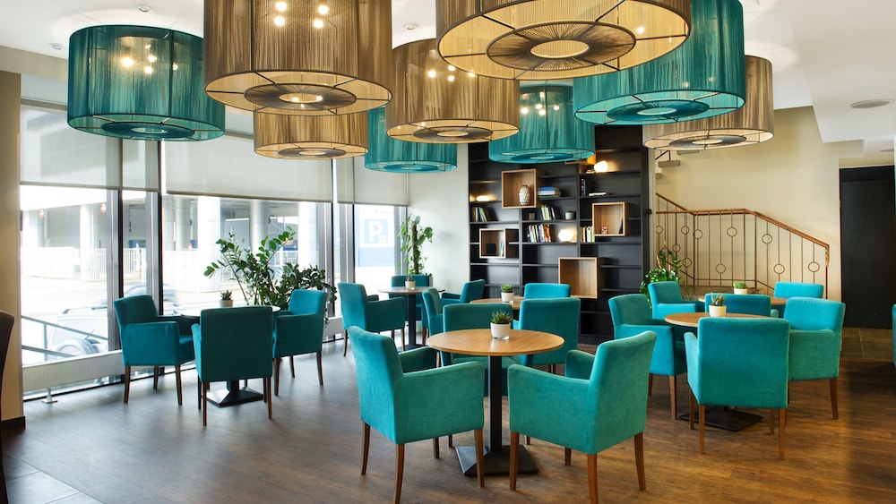 HESTIA HOTEL SEAPORT 24/32