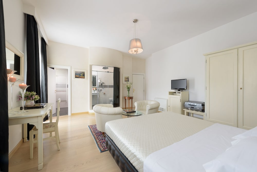 Hotel Corsignano 14/72